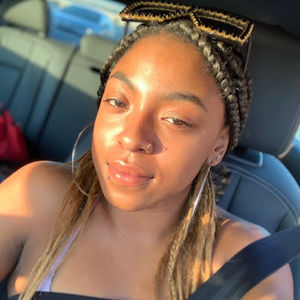 Meet your Posher, Trenajia